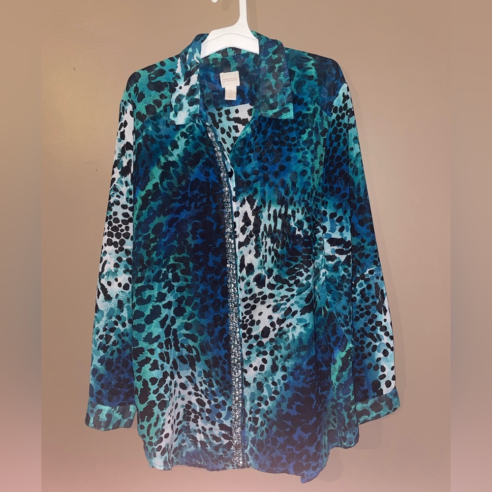 Chico’s Women’s Blue Animal Print Rhinestone Button-Up Long Sleeve Top Sz XL